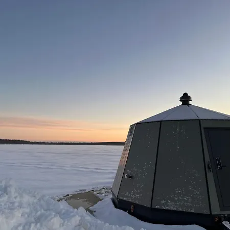 Vikajarvi Lake View Experience *